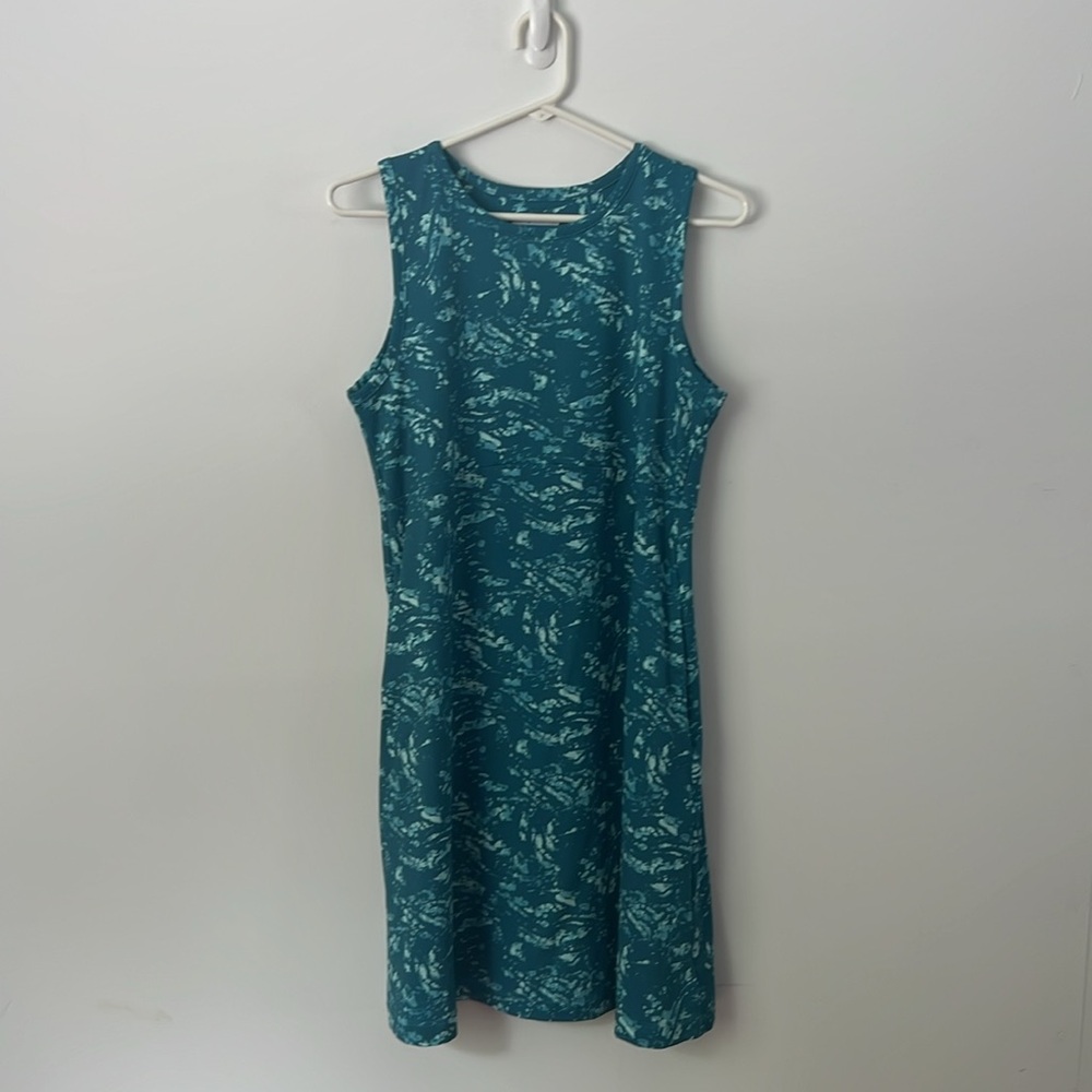 Columbia Freezer Tank Dress, performance fishing gear, size Medium with pockets - Picture 2 of 6